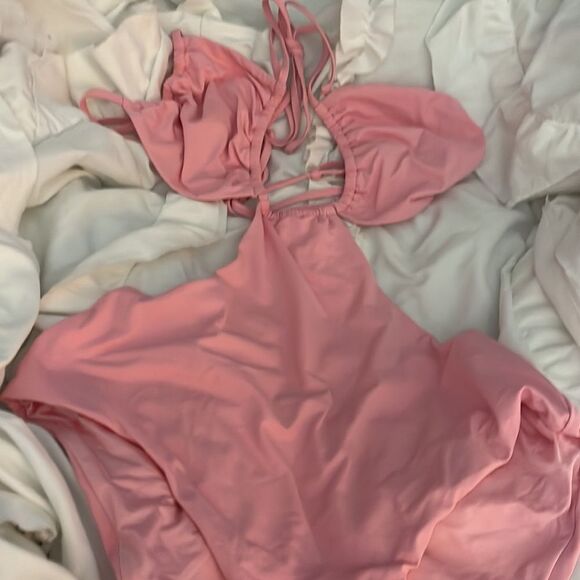 42 NWT 195.00 RevolveWeWoreWhat Ruched Cup Tie One Piece Baby Pink XL - Picture 8 of 8